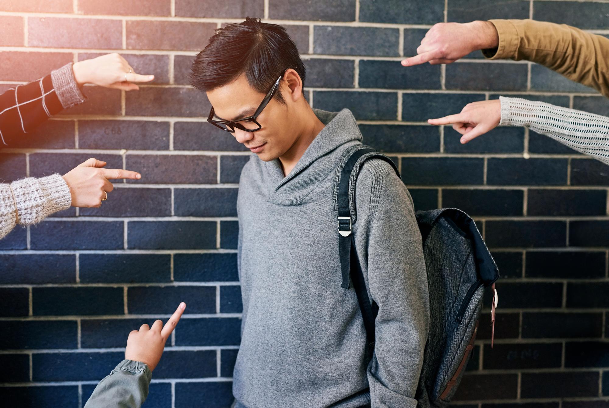 Primena racionalno-emotivne bihevioralne terapije (REBT) u srednjim školama u Srbiji: Efikasan alat za smanjenje agresivnog ponašanja