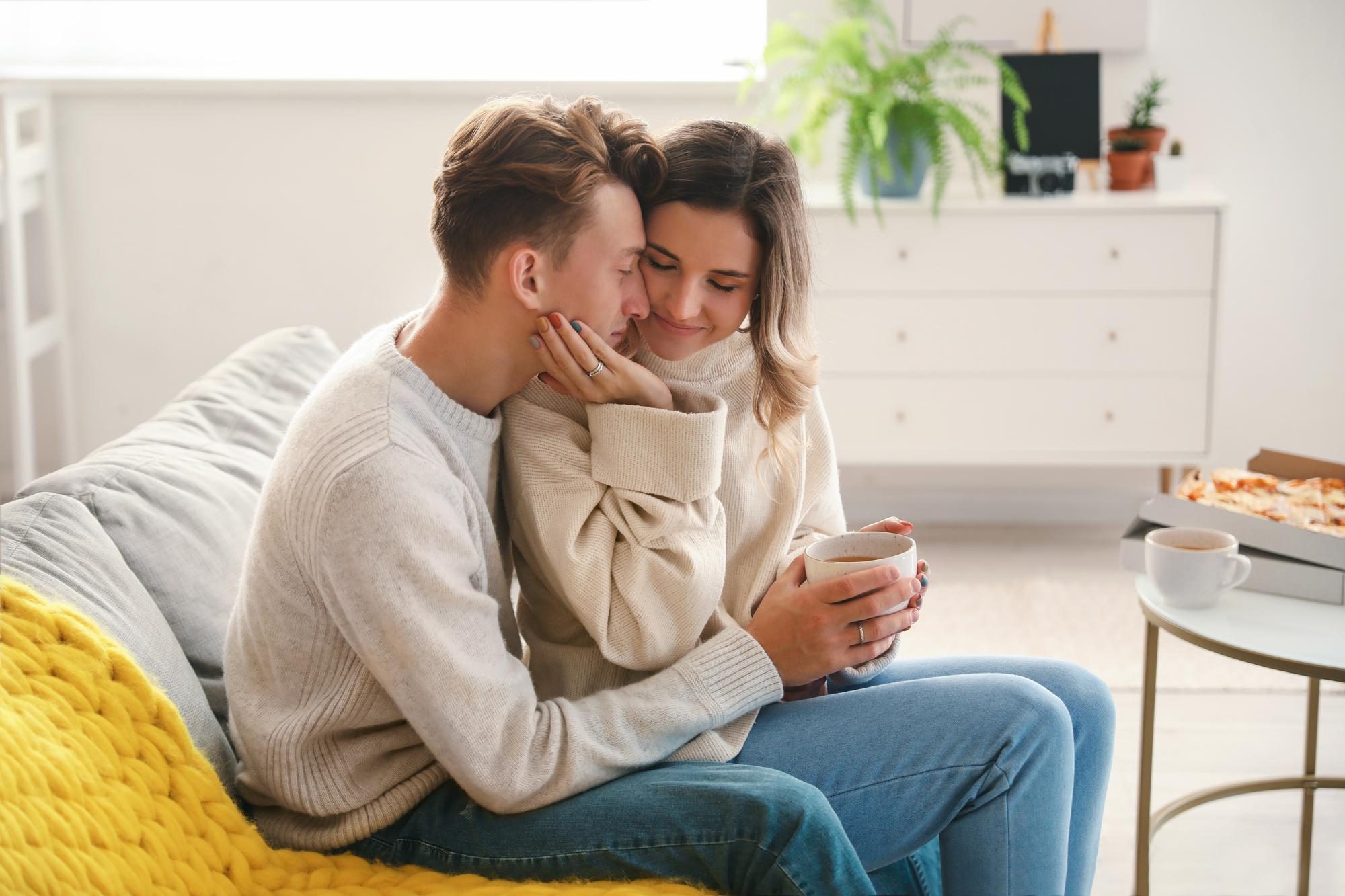 Partnerski odnosi i komunikacija: kako izgraditi zdravu vezu uz otvorenost, postavljanje granica i empatiju